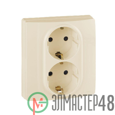 Розетка Inspiria 16А 250В 2х2P+E защ. шторки безвинт. зажимы сл. кость IEK 673756