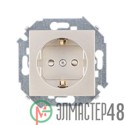 Розетка Simon 15 16А 250В 2P+E с заземл. Schuko защ. шторки винтов. клеммы механизм шампань Simon 1591443-034
